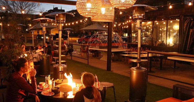 Outdoor restaurant terrace with LED lighting – Vitalux project