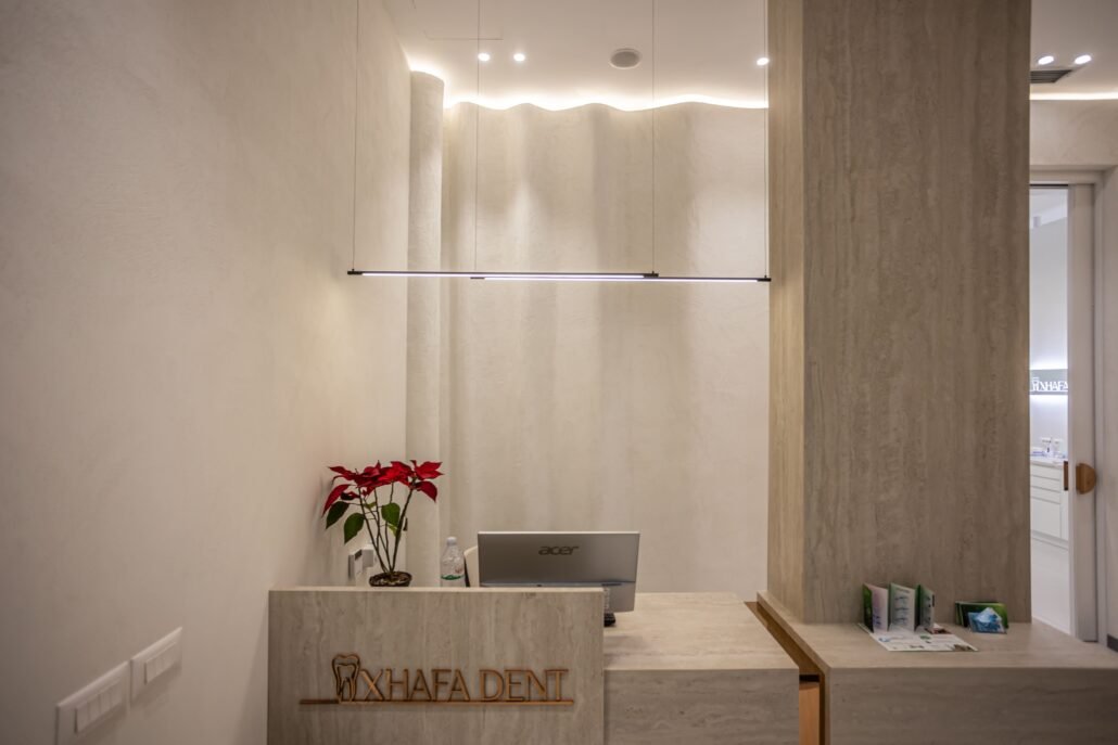 Xhafa Dent